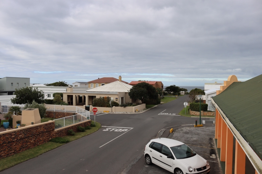 7 Bedroom Property for Sale in Kleinmond Western Cape